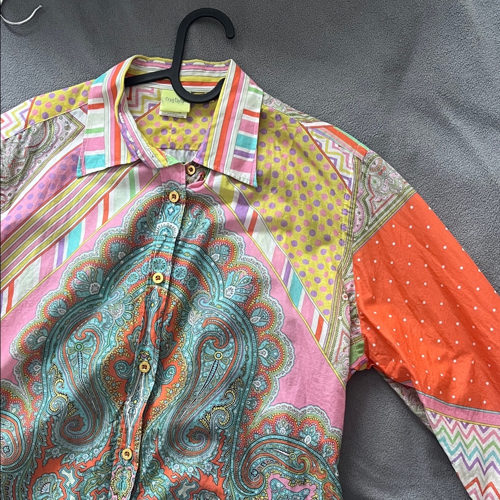 Craig Taylor light shirt Fiona model